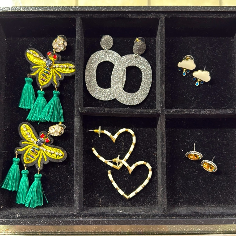 ✨5 pairs of earrings ✨